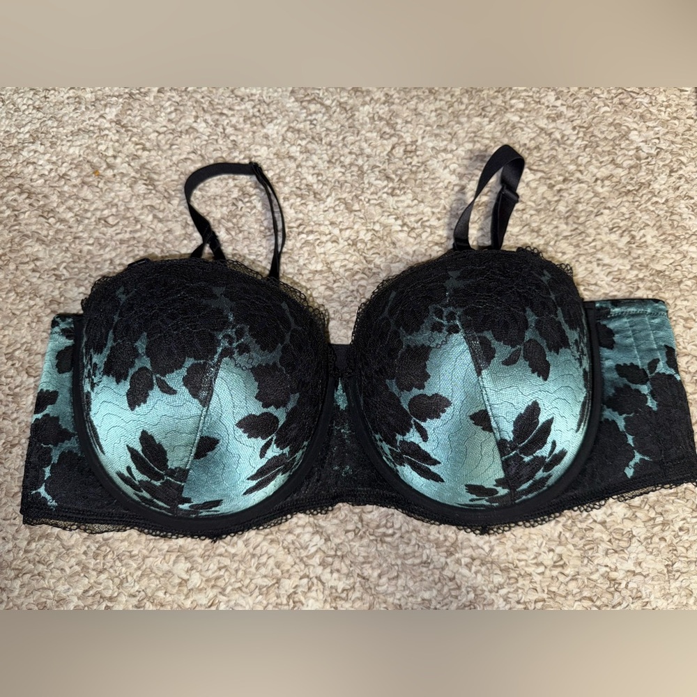 Torrid Curve Push-Up Strapless Bra- 46DD